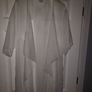 Lularoe white shirley